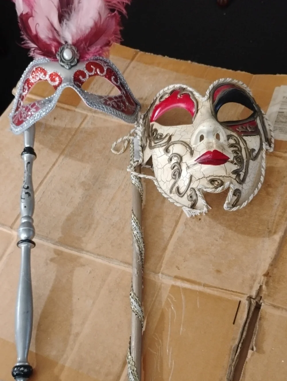 Venetian Style Pink and Cream Masquerade Mask Set - Women Accessories